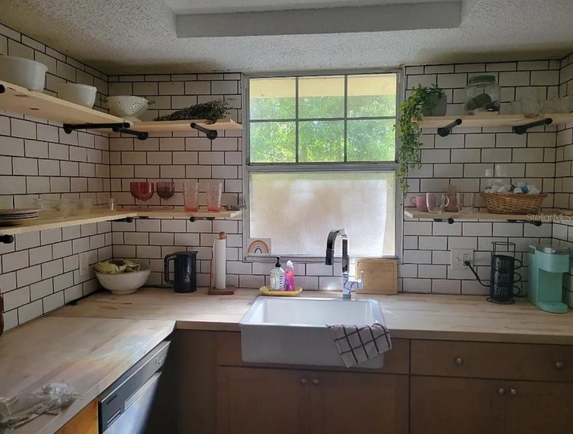 Image 5 of 12 For 788 Michigan Street 21