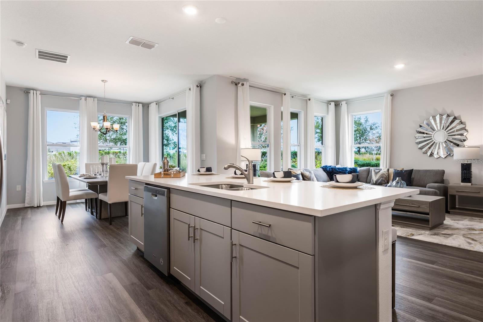 Image 13 of 45 For 2079 Ashwood Bluff Drive