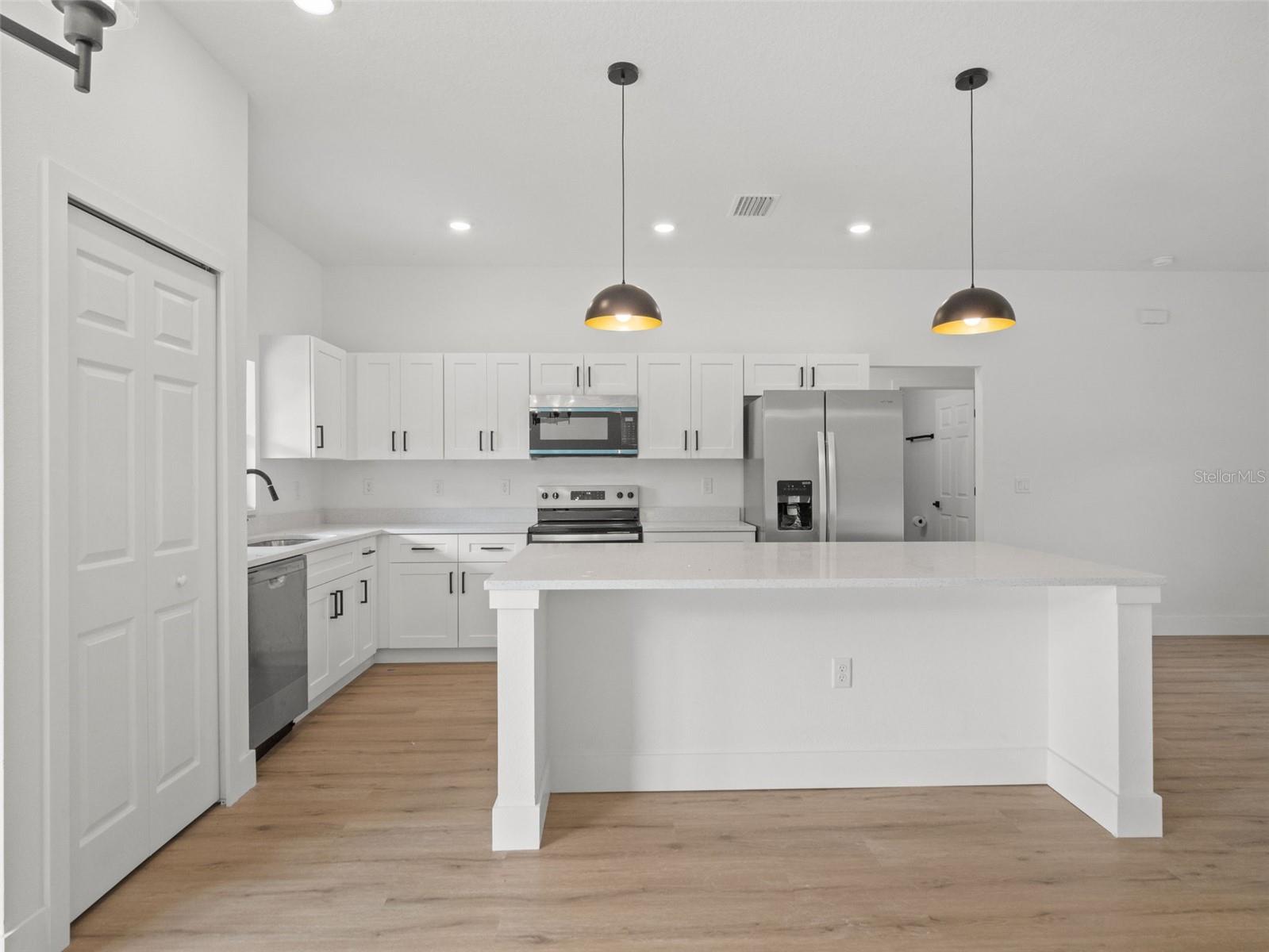 Image 12 of 39 For 110 Guava Place Drive