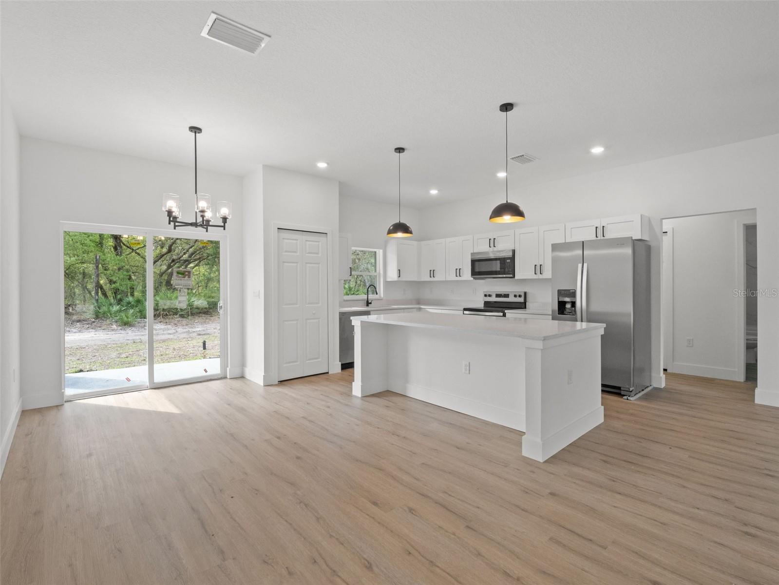 Image 14 of 39 For 110 Guava Place Drive