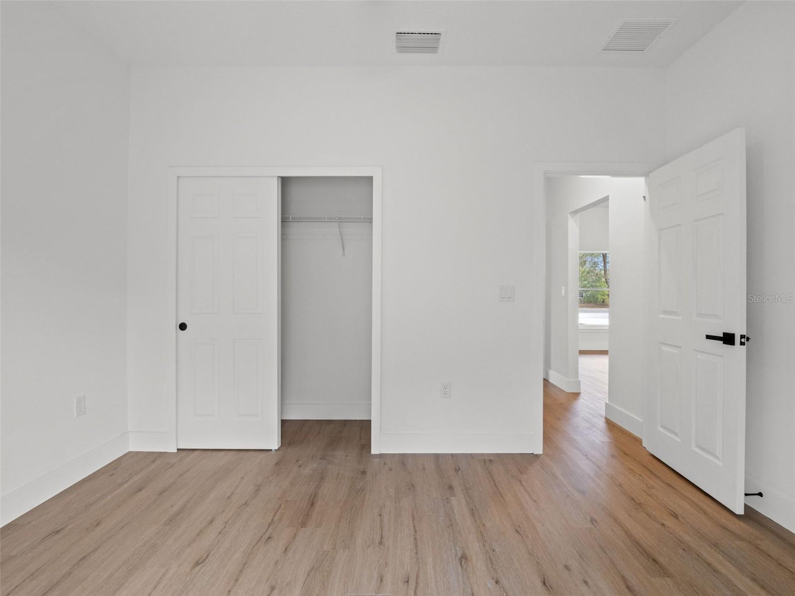 Image 23 of 39 For 110 Guava Place Drive