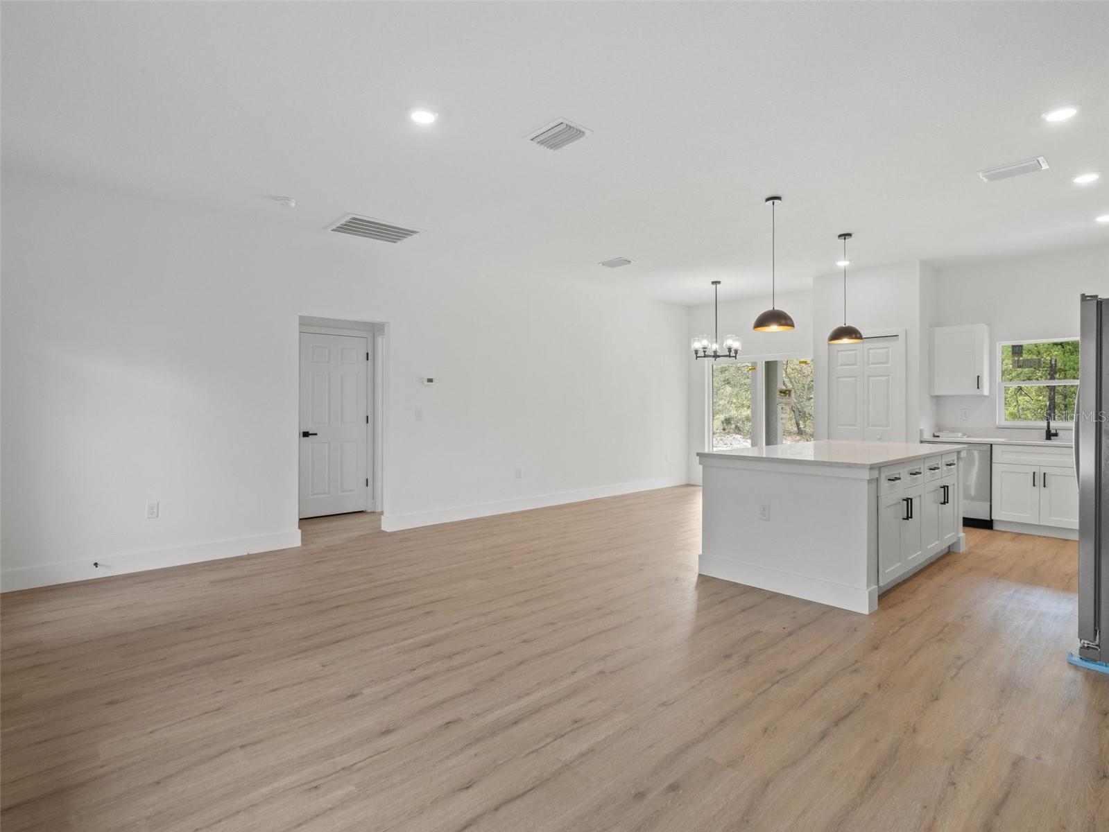 Image 5 of 39 For 110 Guava Place Drive