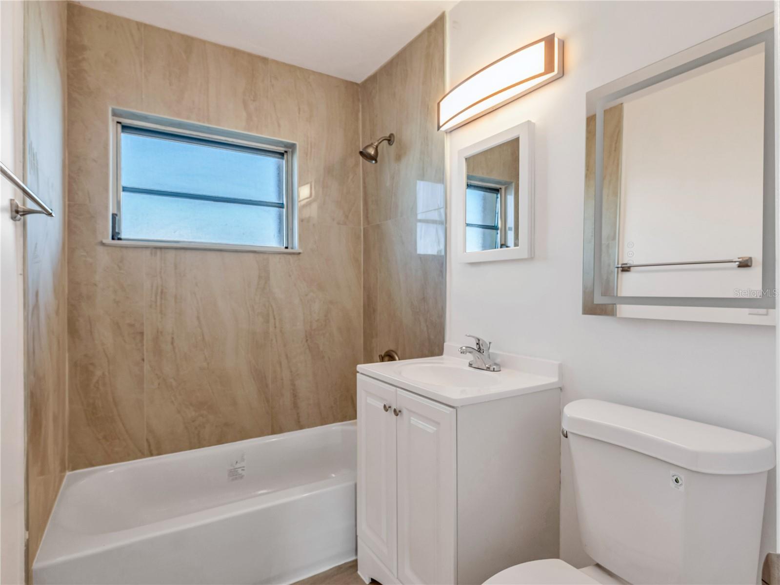 Image 10 of 32 For 640 Dalton Boulevard