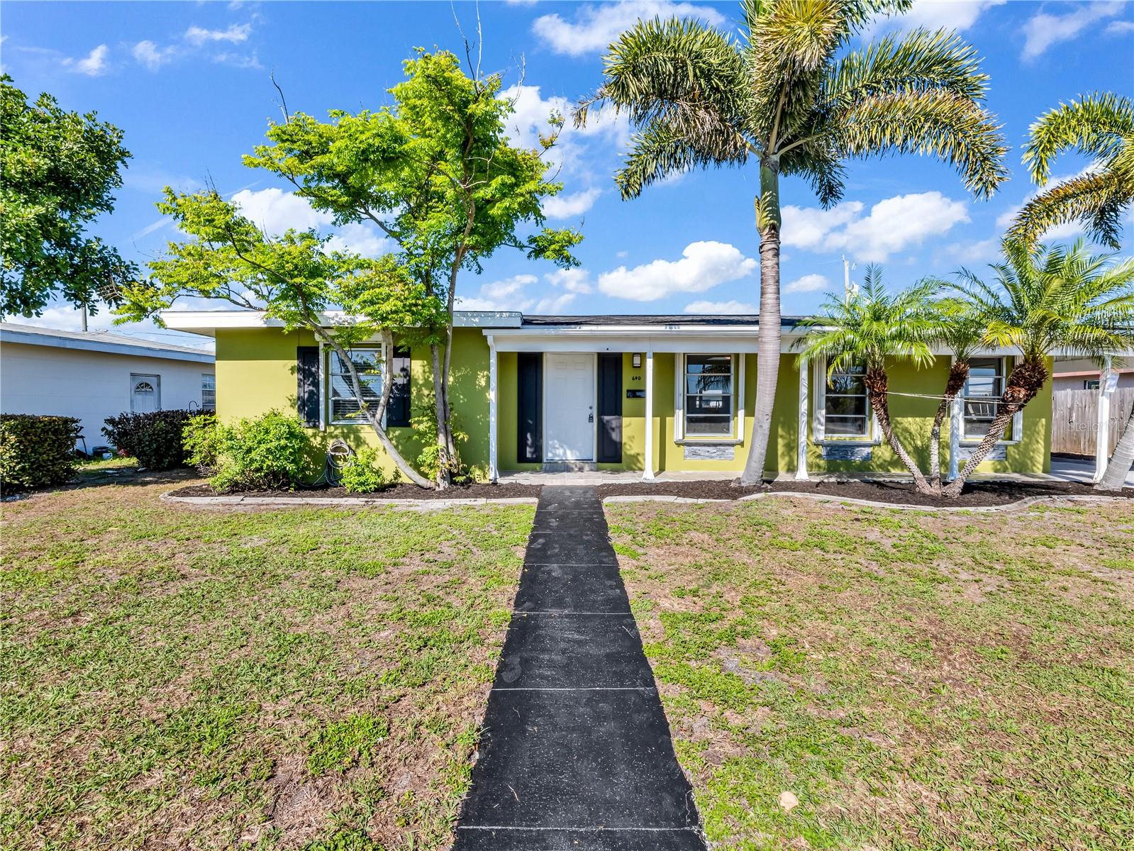 Image 12 of 32 For 640 Dalton Boulevard