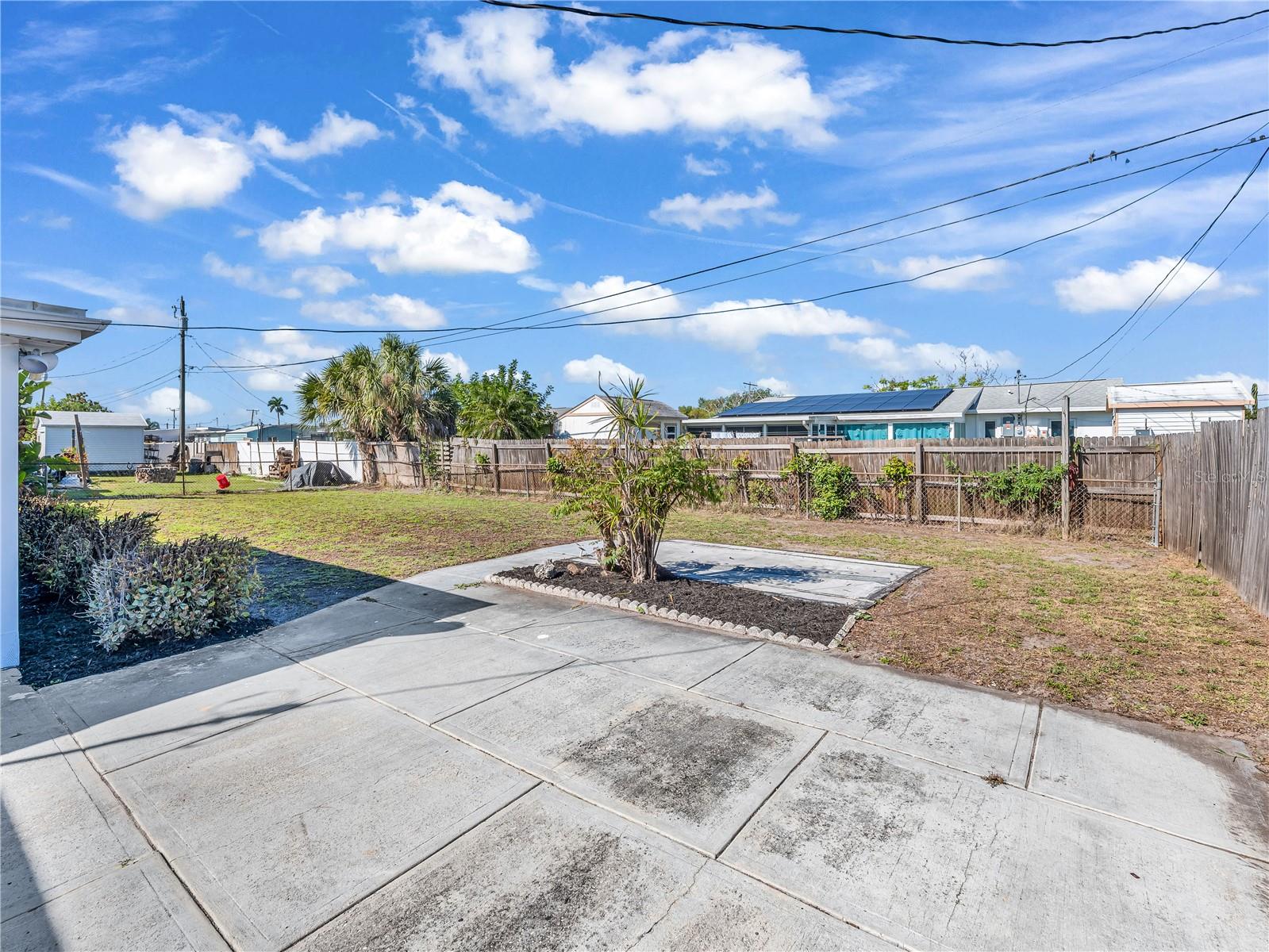 Image 29 of 32 For 640 Dalton Boulevard