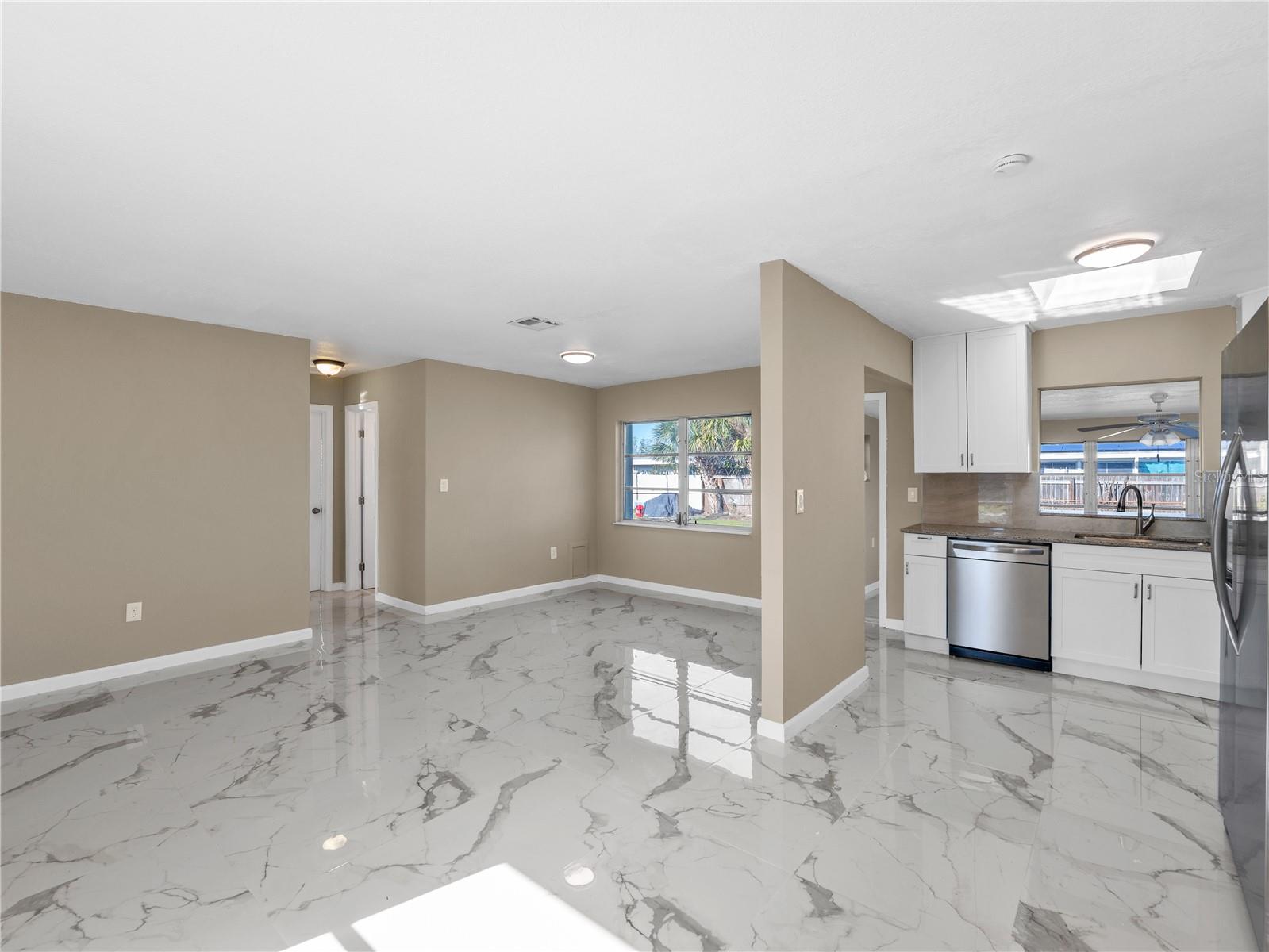 Image 6 of 32 For 640 Dalton Boulevard