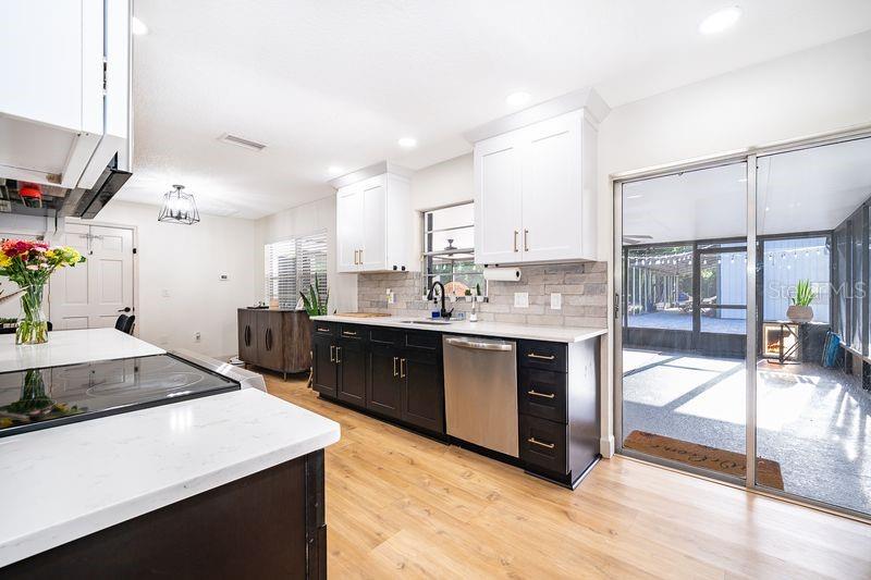 Image 15 of 38 For 3325 Indiana Avenue