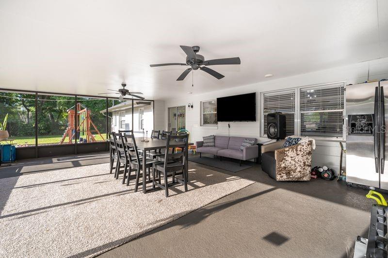 Image 22 of 38 For 3325 Indiana Avenue