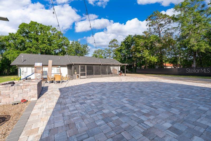 Image 24 of 38 For 3325 Indiana Avenue