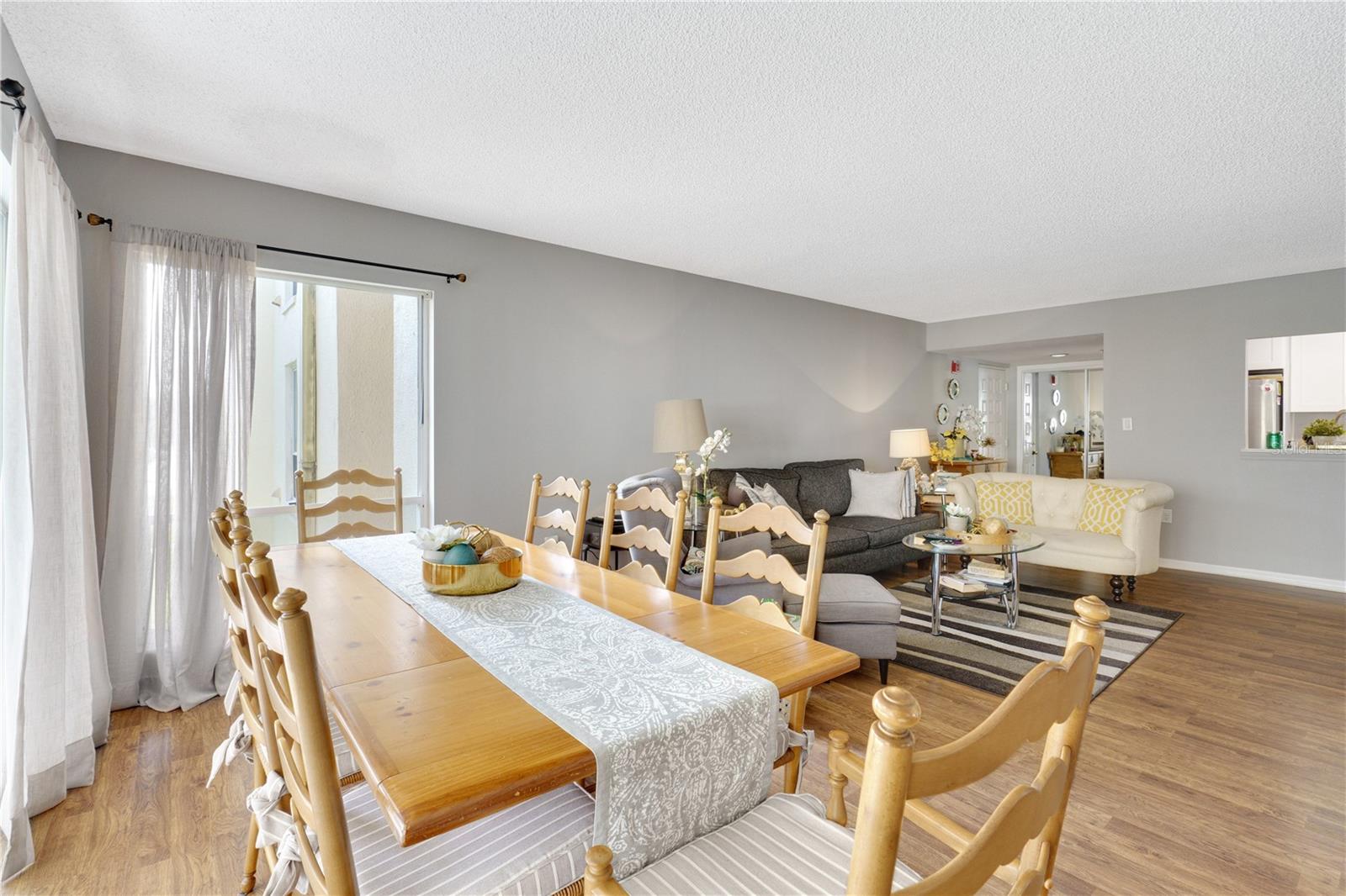 Image 12 of 33 For 204 Quayside Circle 201