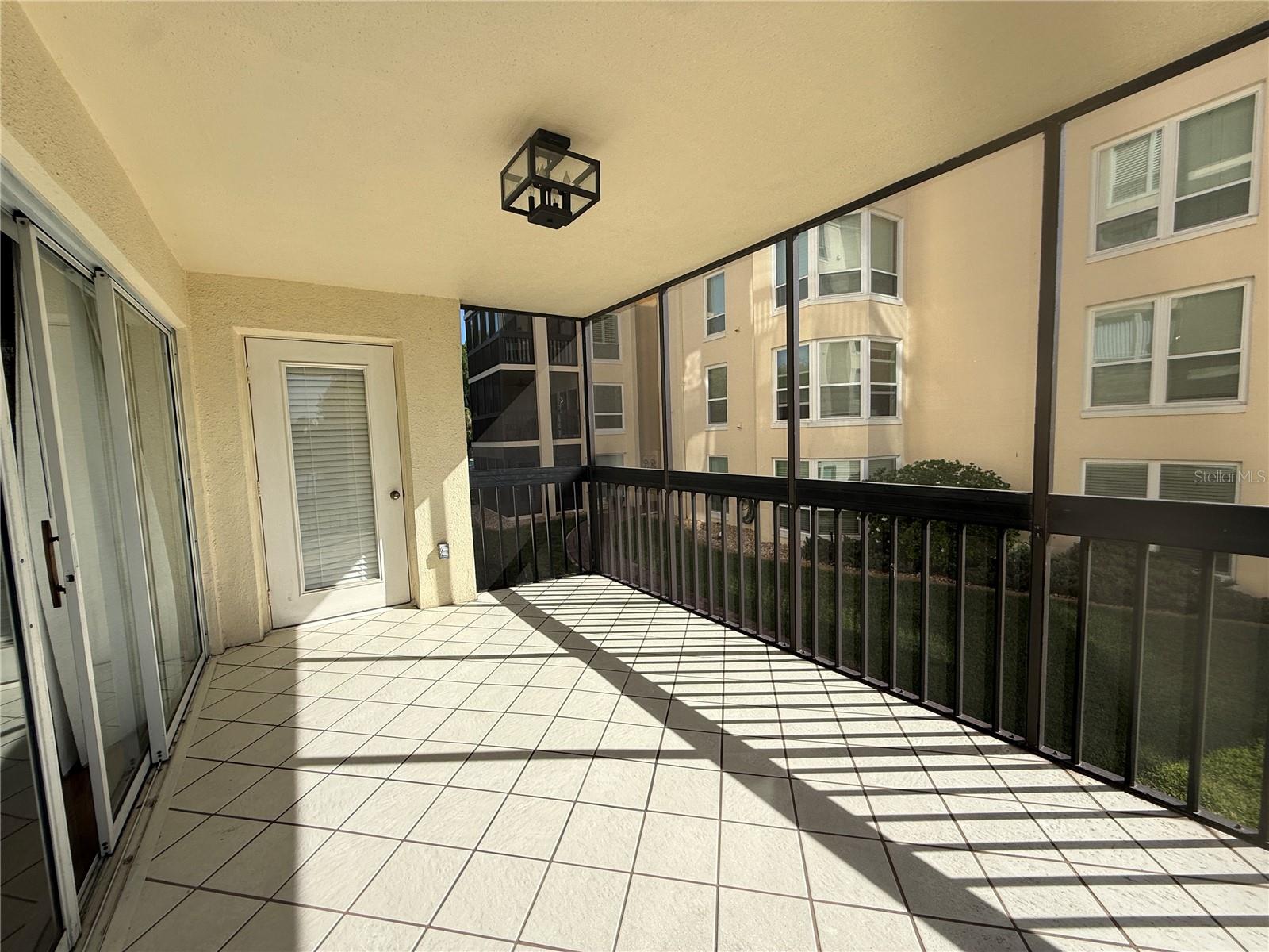 Image 15 of 33 For 204 Quayside Circle 201