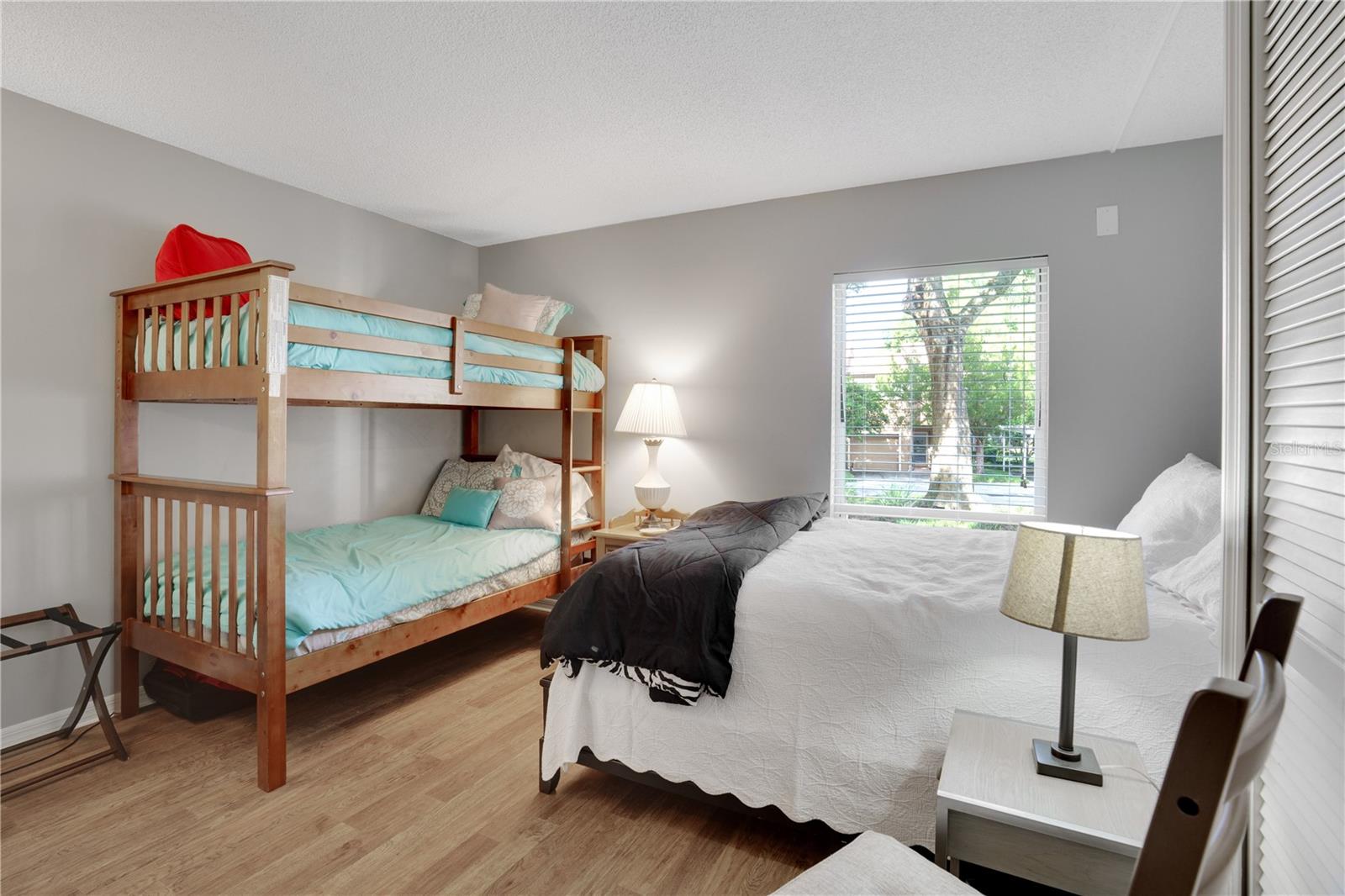 Image 21 of 33 For 204 Quayside Circle 201