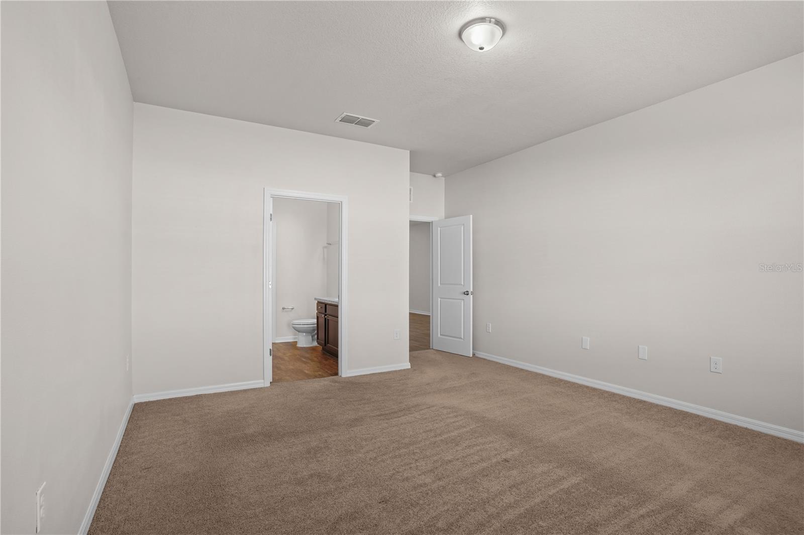 Image 15 of 36 For 3022 Neverland Drive