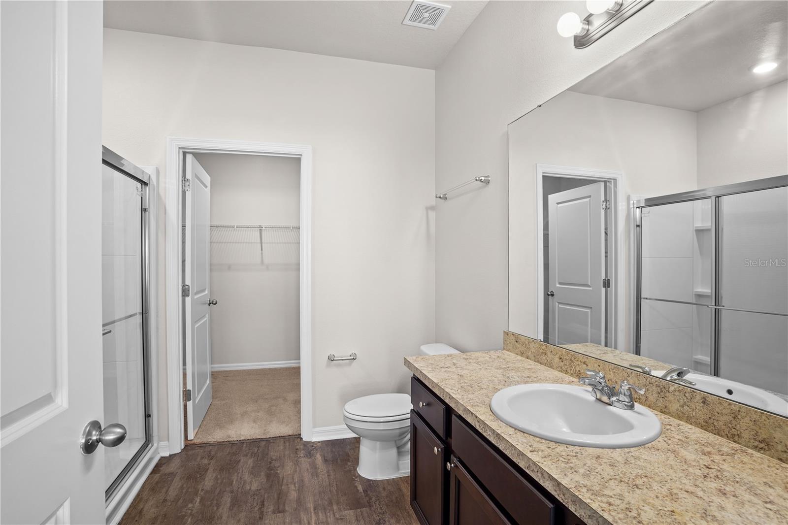 Image 16 of 36 For 3022 Neverland Drive