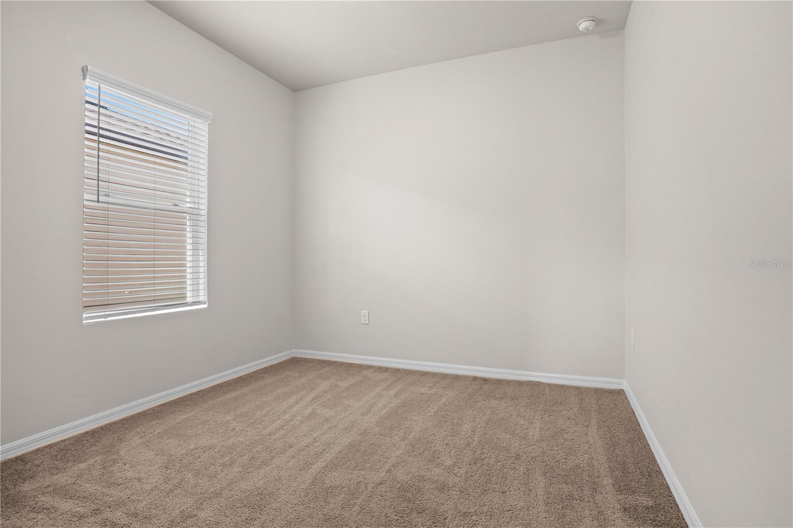 Image 22 of 36 For 3022 Neverland Drive