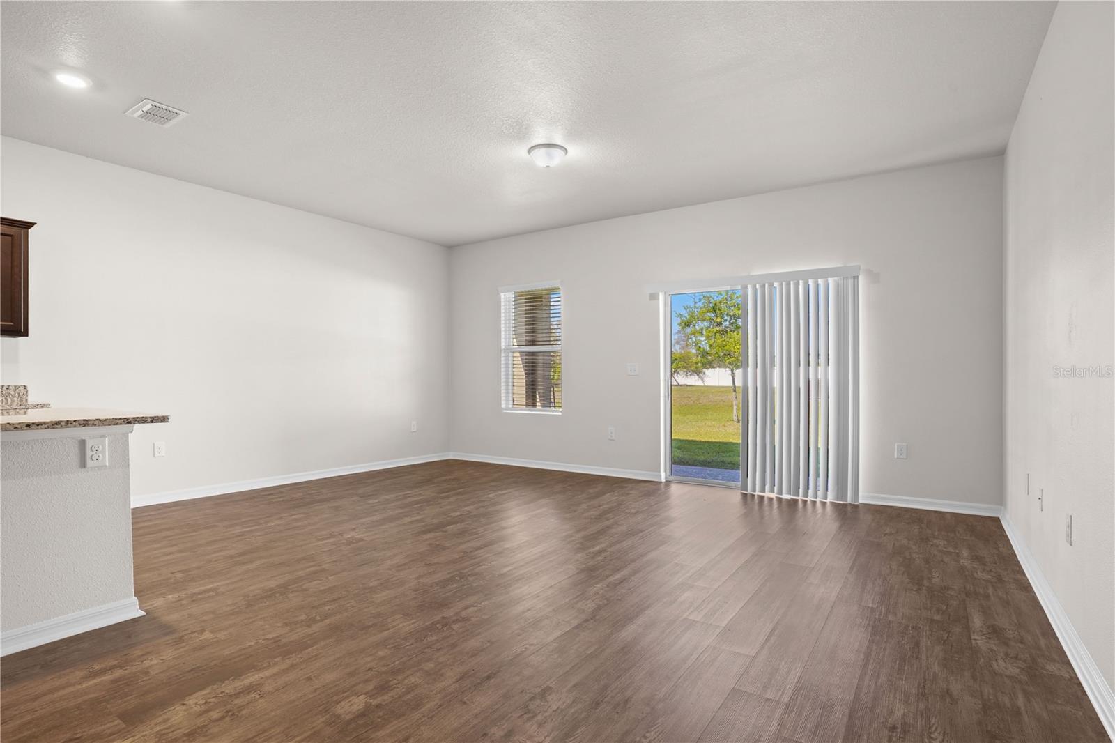 Image 7 of 36 For 3022 Neverland Drive