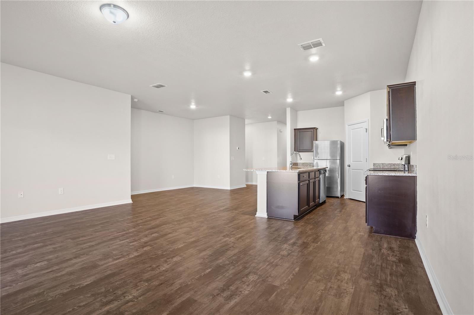 Image 8 of 36 For 3022 Neverland Drive