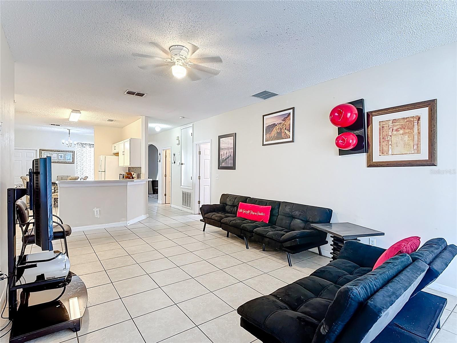 Image 19 of 53 For 635 Knollwood Drive