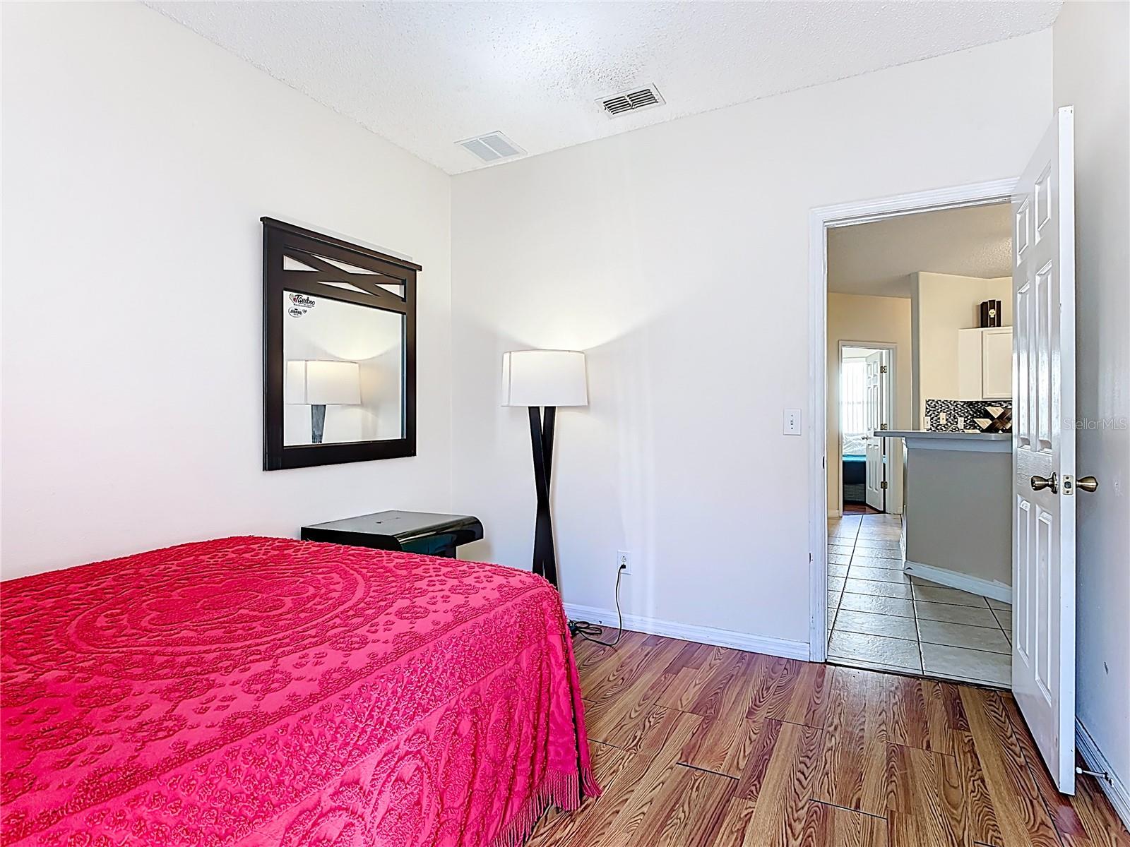 Image 21 of 53 For 635 Knollwood Drive