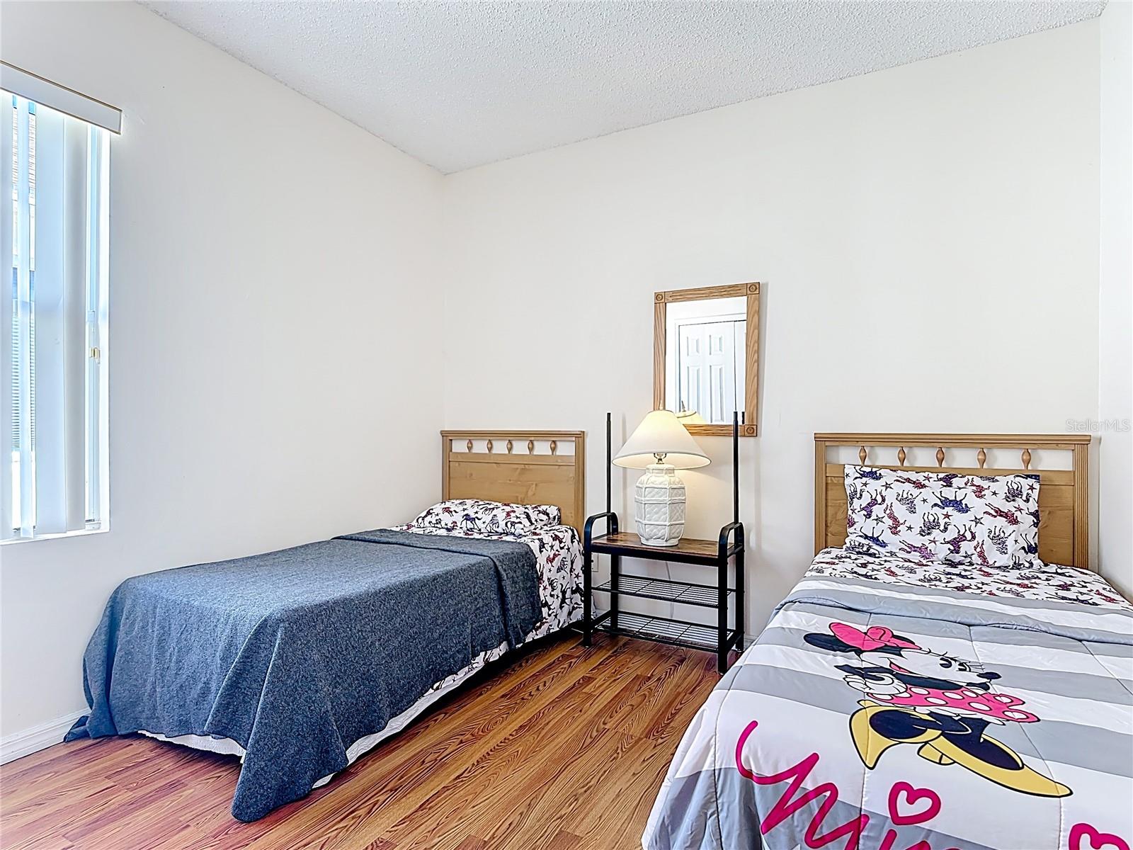 Image 35 of 53 For 635 Knollwood Drive