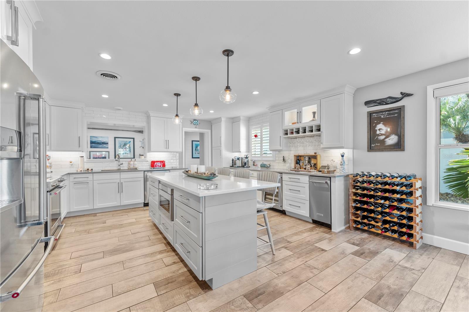 Image 12 of 46 For 118 Coral Way