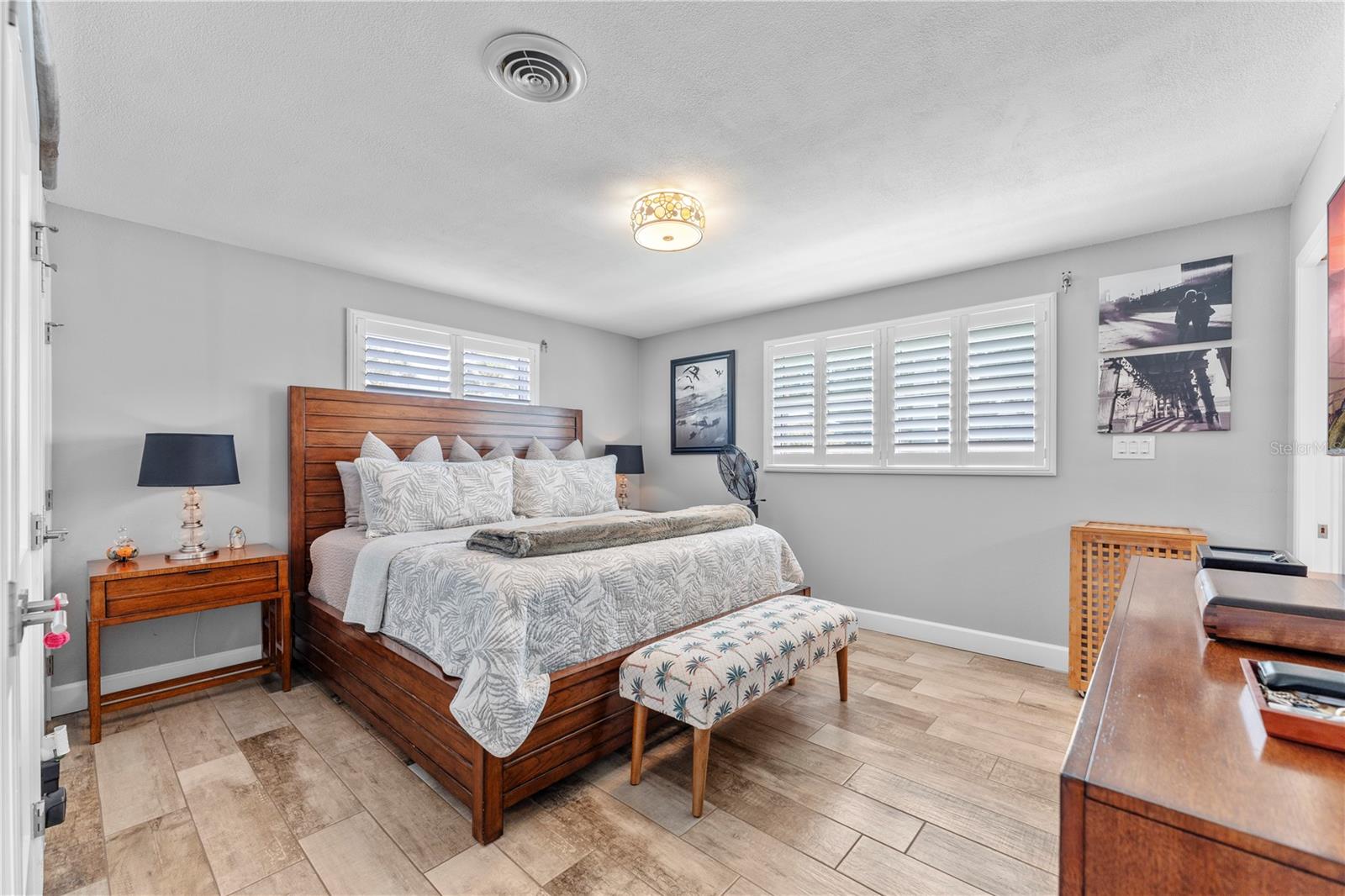 Image 31 of 46 For 118 Coral Way