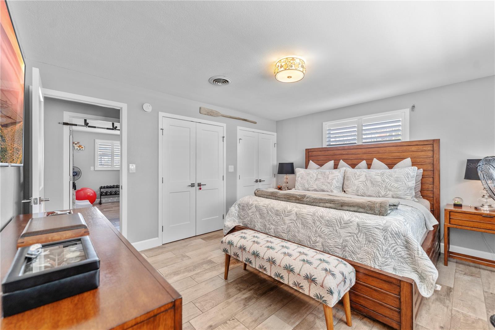 Image 32 of 46 For 118 Coral Way