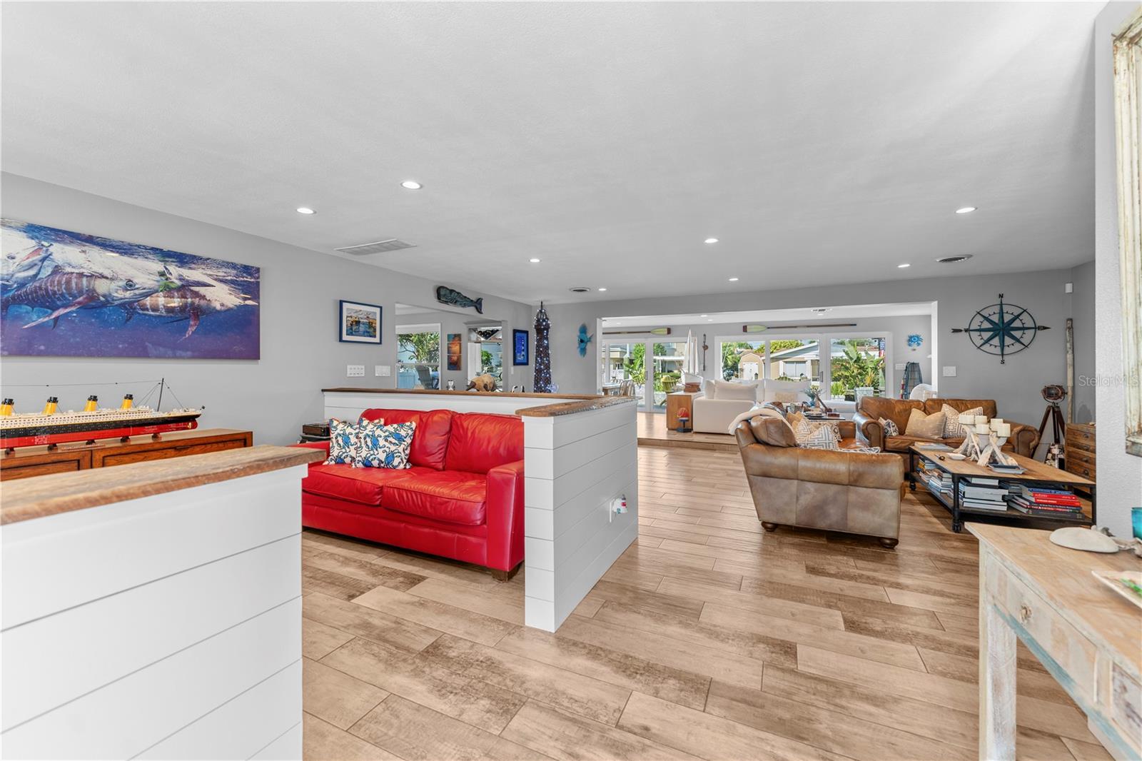 Image 4 of 46 For 118 Coral Way