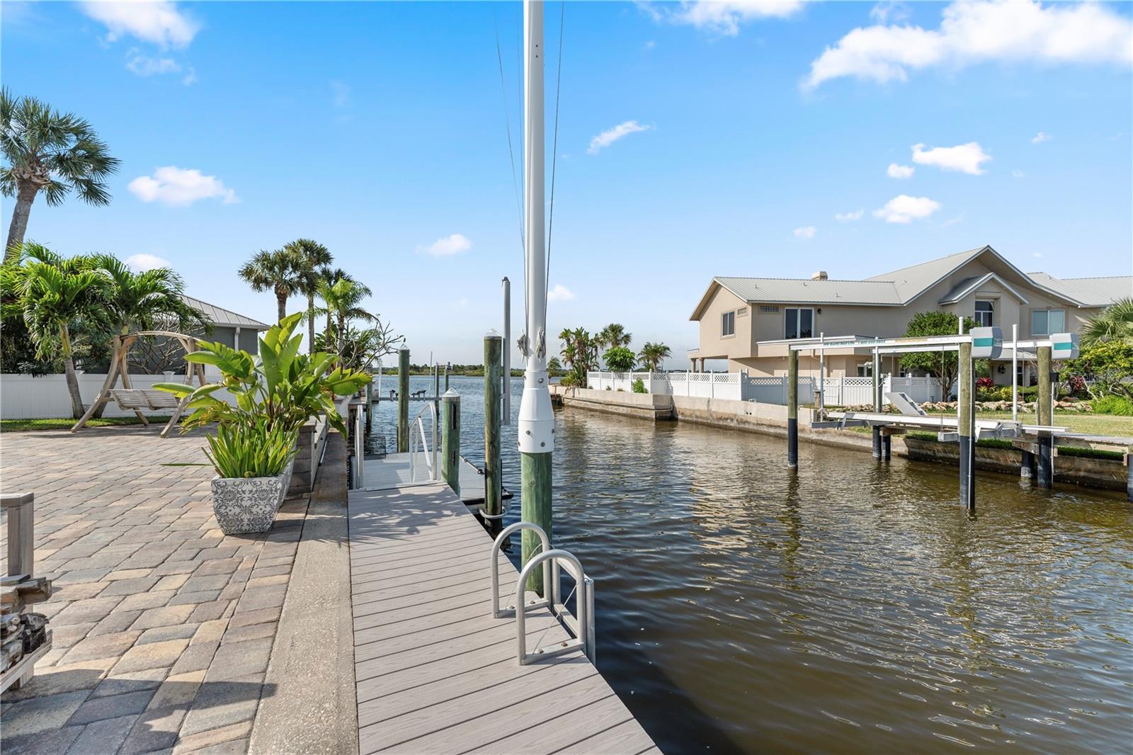 Image 44 of 46 For 118 Coral Way