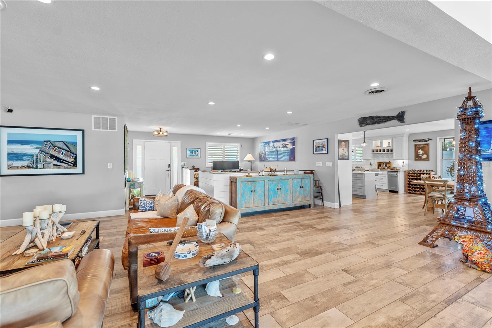 Image 9 of 46 For 118 Coral Way