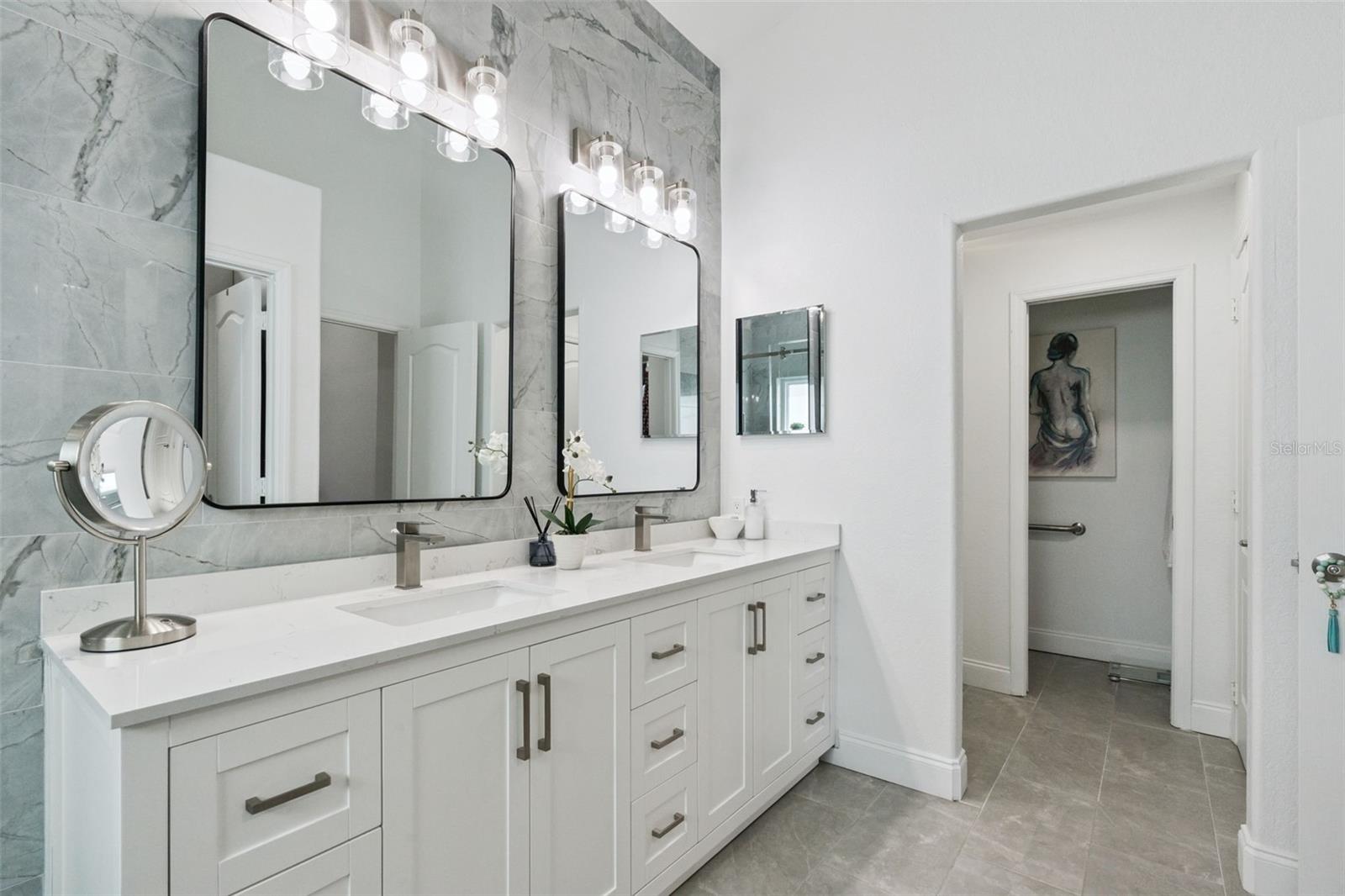 Image 21 of 65 For 3925 Woodsfield Court