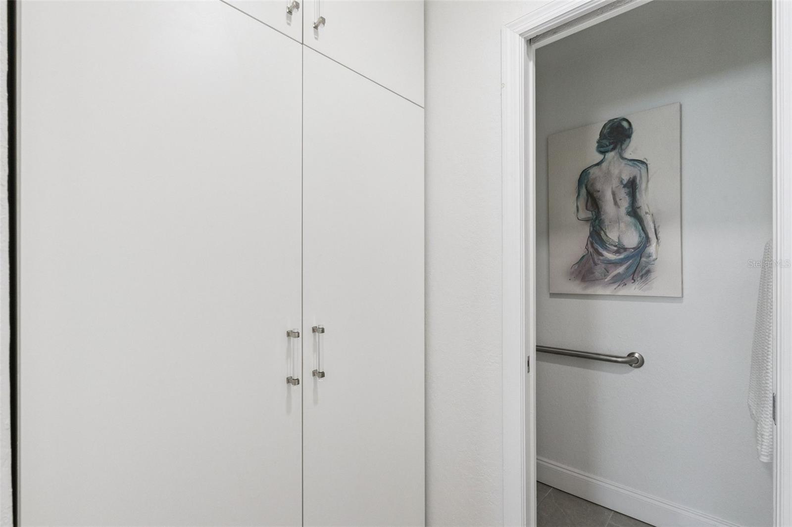 Image 23 of 65 For 3925 Woodsfield Court