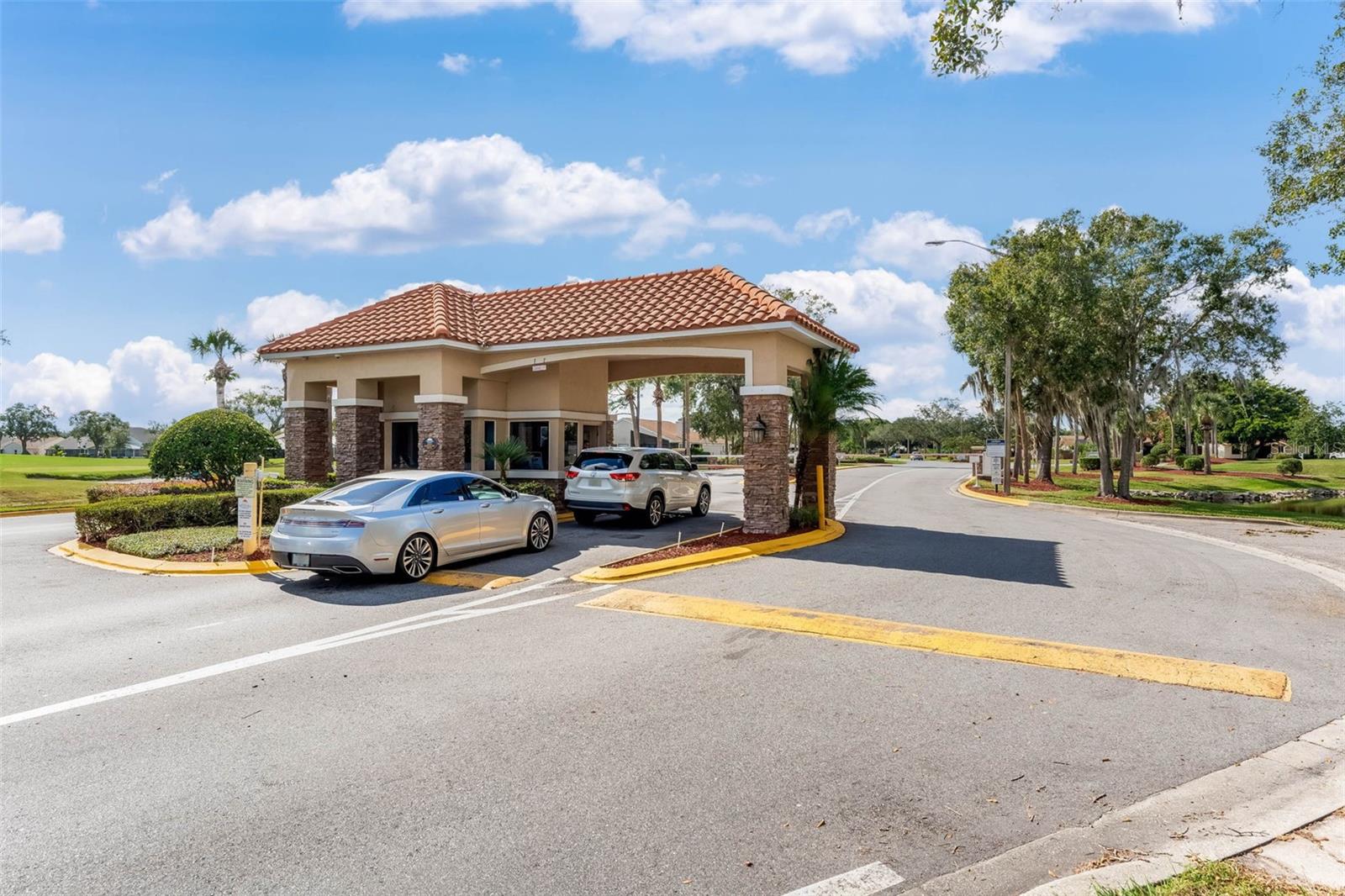 Image 39 of 65 For 3925 Woodsfield Court