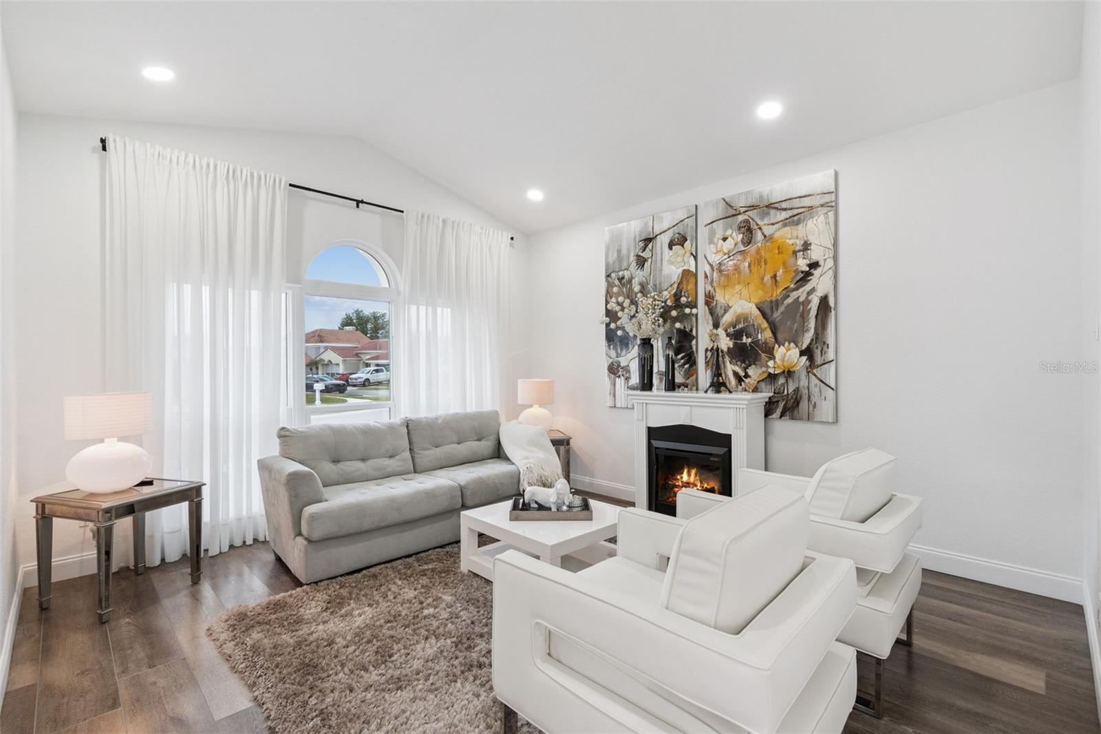 Image 8 of 65 For 3925 Woodsfield Court