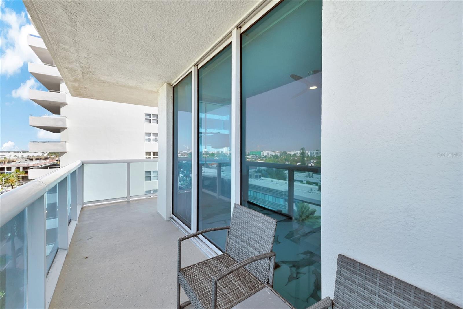 Image 16 of 60 For 9201 Collins Avenue 821