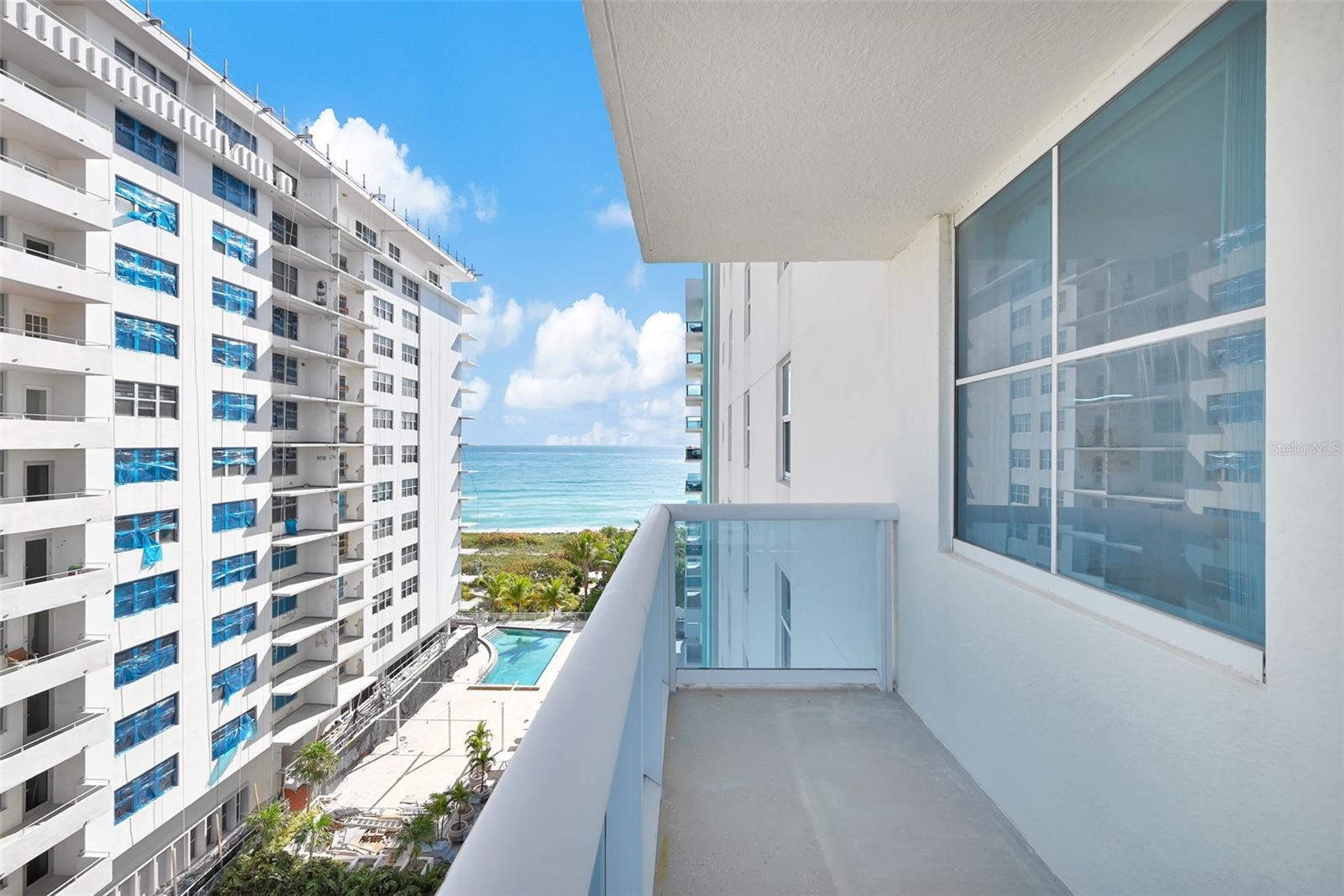 Image 19 of 60 For 9201 Collins Avenue 821