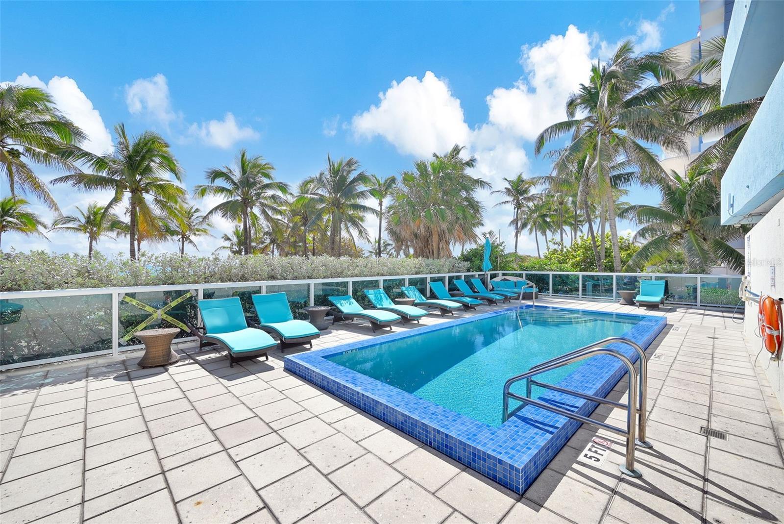 Image 26 of 60 For 9201 Collins Avenue 821