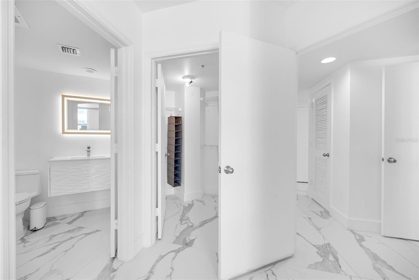 Image 36 of 60 For 9201 Collins Avenue 821