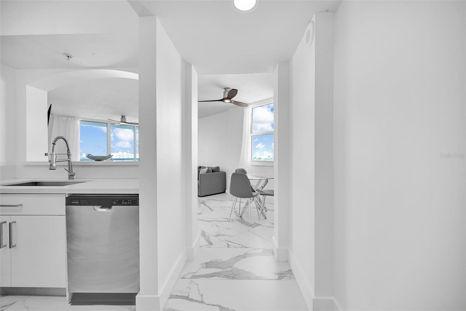 Image 46 of 60 For 9201 Collins Avenue 821