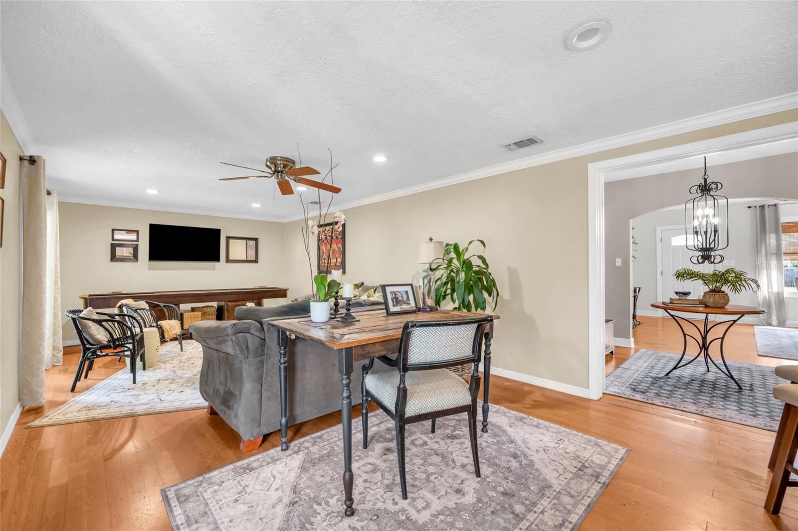 Image 7 of 40 For 408 Boyd Street