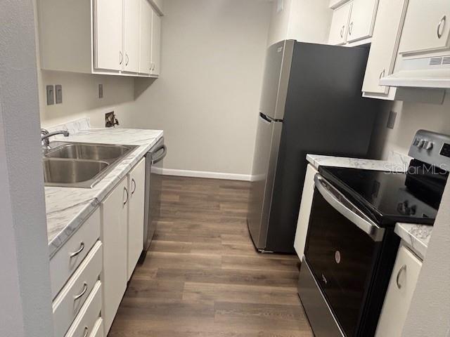 Image 6 of 33 For 528 Orange Drive 26