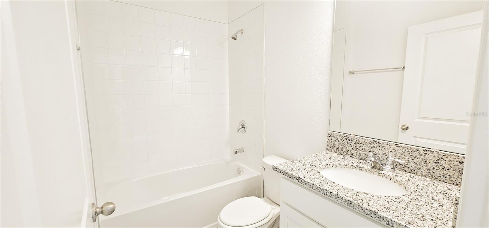 Image 16 of 21 For 429 Silver Palm Drive