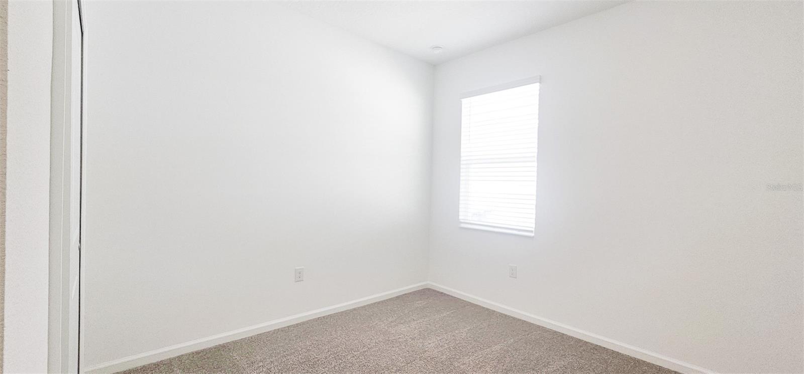 Image 17 of 21 For 429 Silver Palm Drive