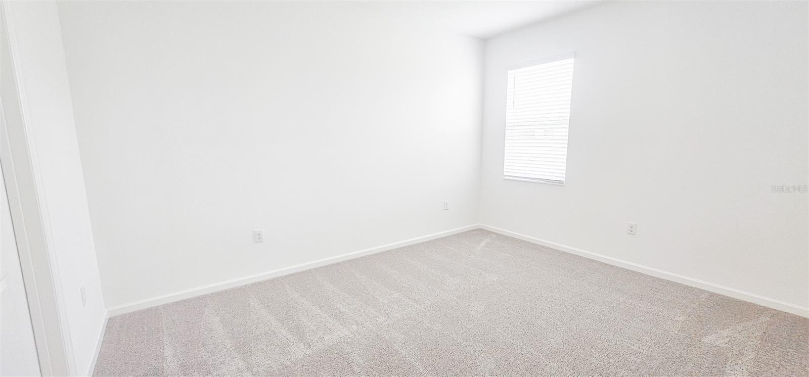 Image 18 of 21 For 429 Silver Palm Drive