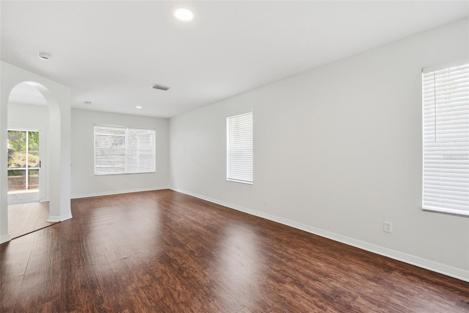 Image 10 of 42 For 8535 Quarter Horse Drive