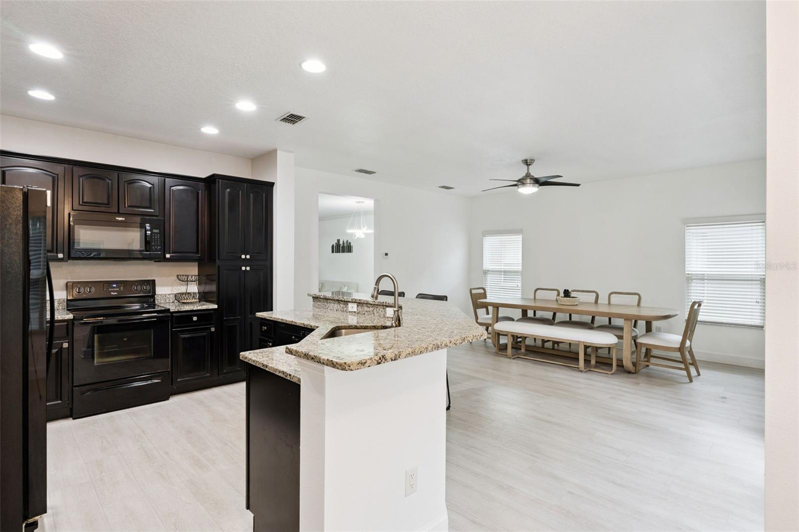 Image 11 of 41 For 10408 Cypress Trail Drive