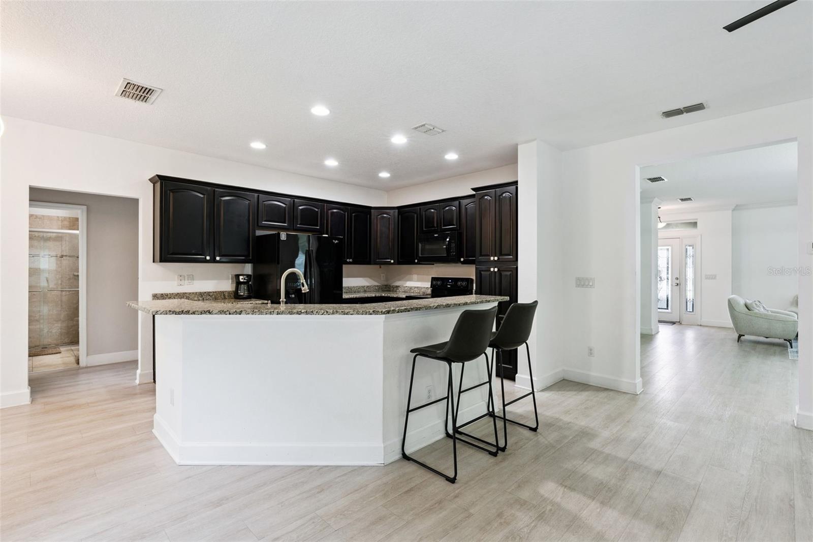 Image 14 of 41 For 10408 Cypress Trail Drive