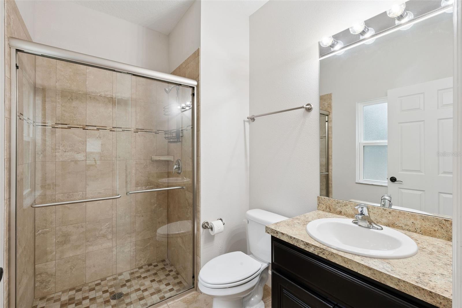 Image 25 of 41 For 10408 Cypress Trail Drive