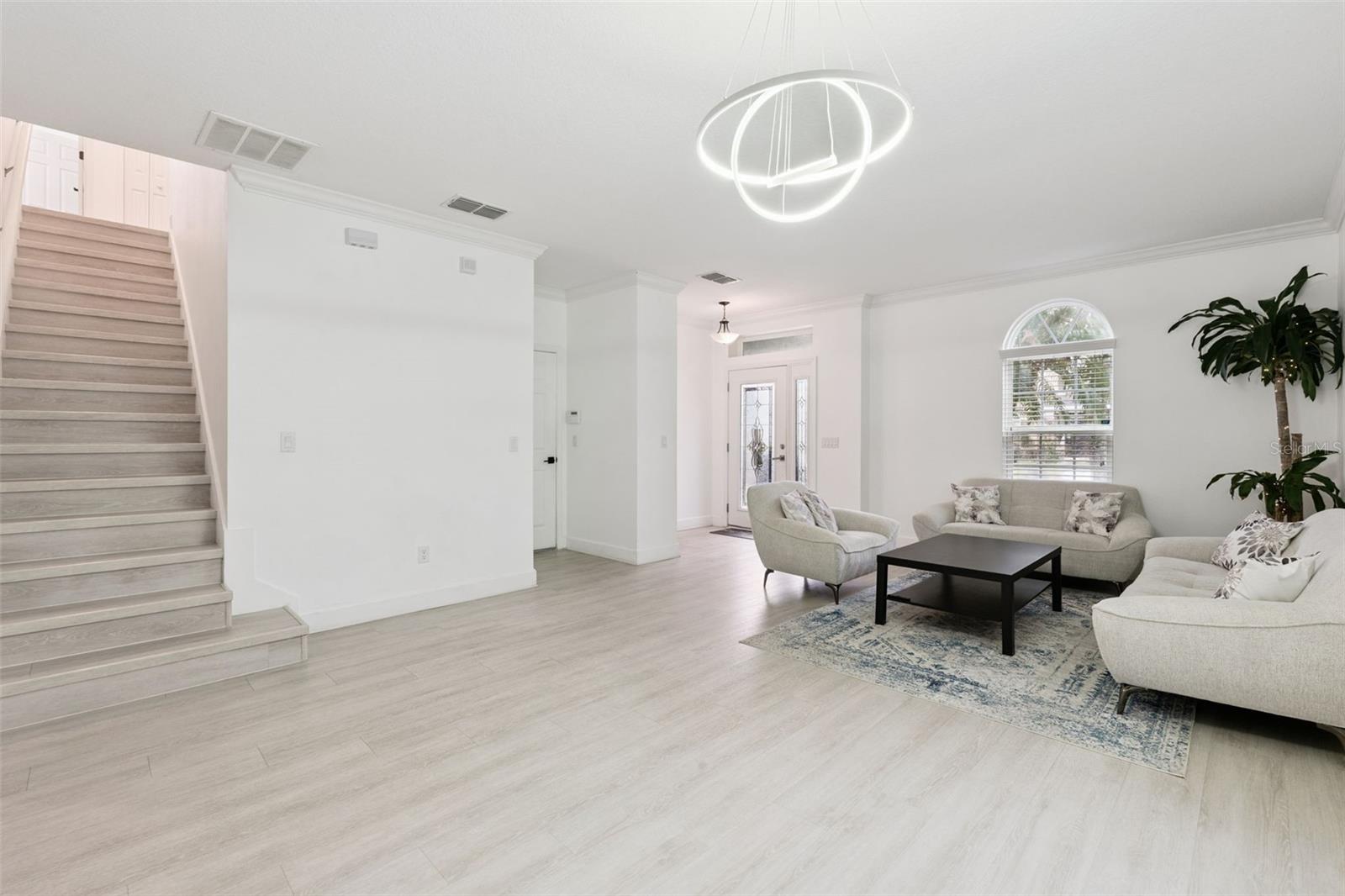 Image 4 of 41 For 10408 Cypress Trail Drive