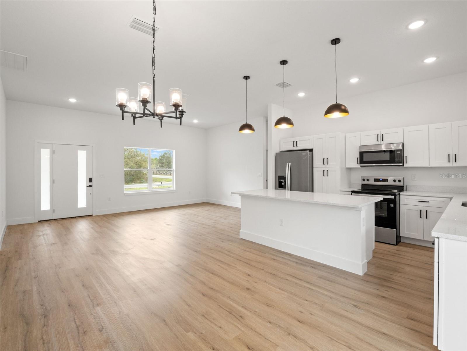 Image 10 of 36 For 33 Fisher Place